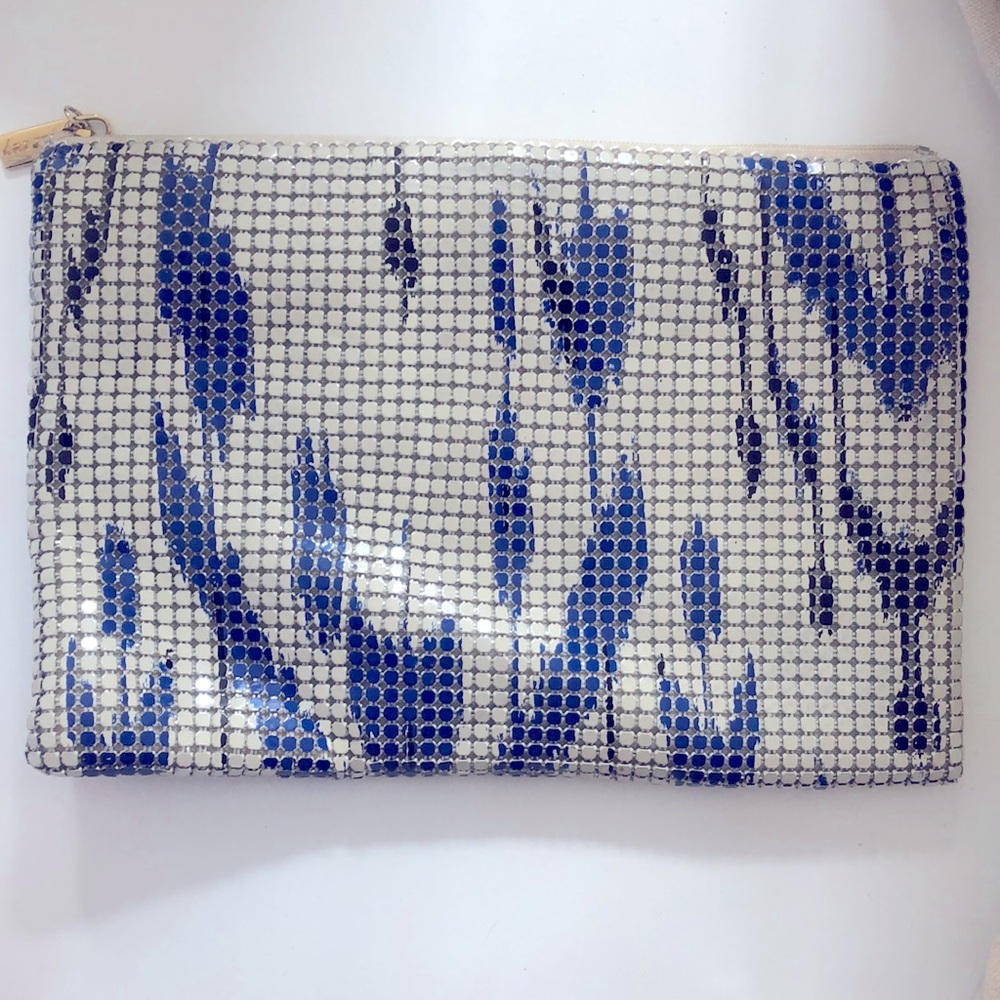 Iklat print chain mail clutch